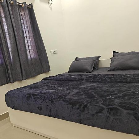 Thirunallar Heaven Homes Tirunallar Екстериор снимка