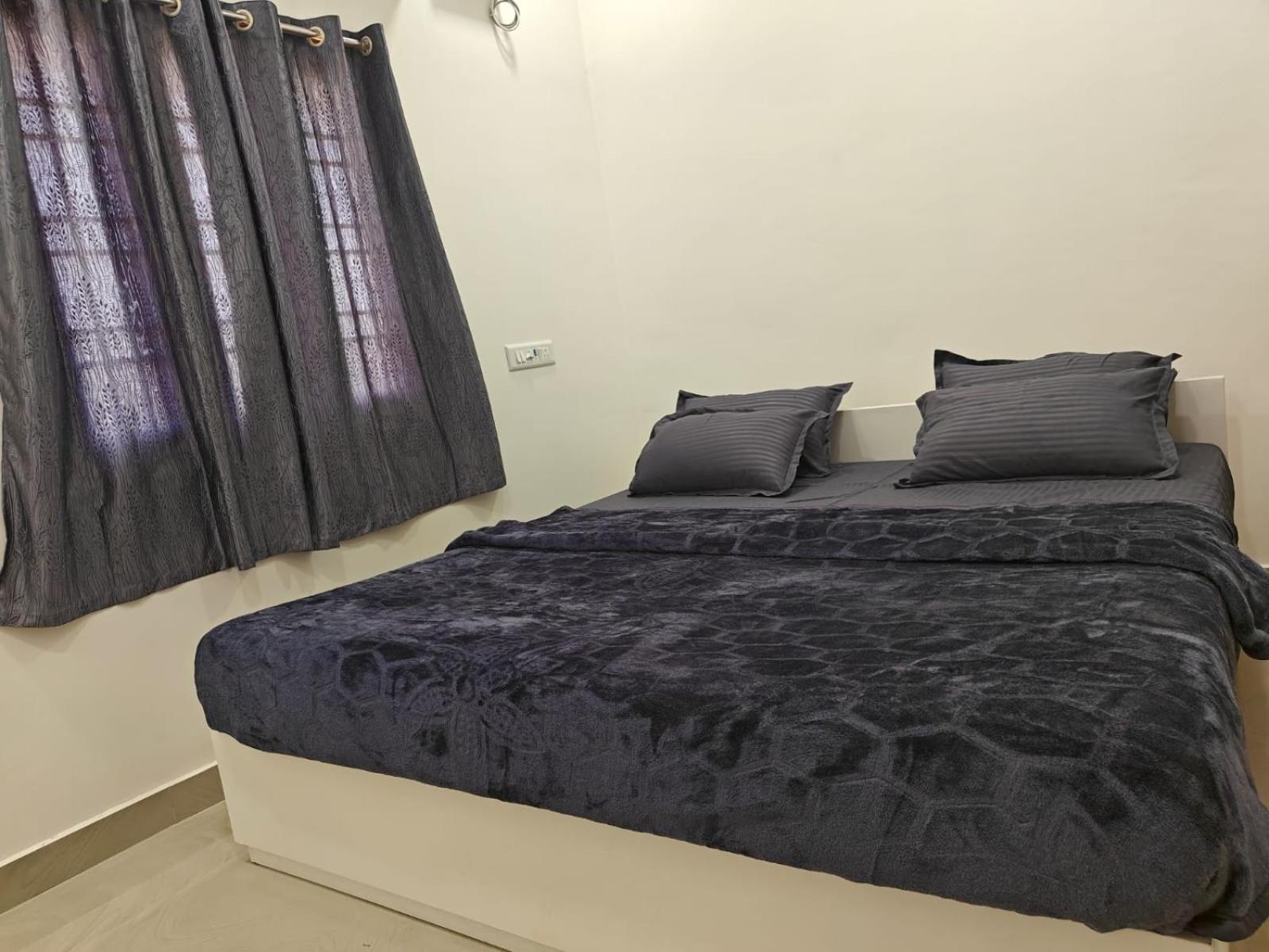 Thirunallar Heaven Homes Tirunallar Екстериор снимка