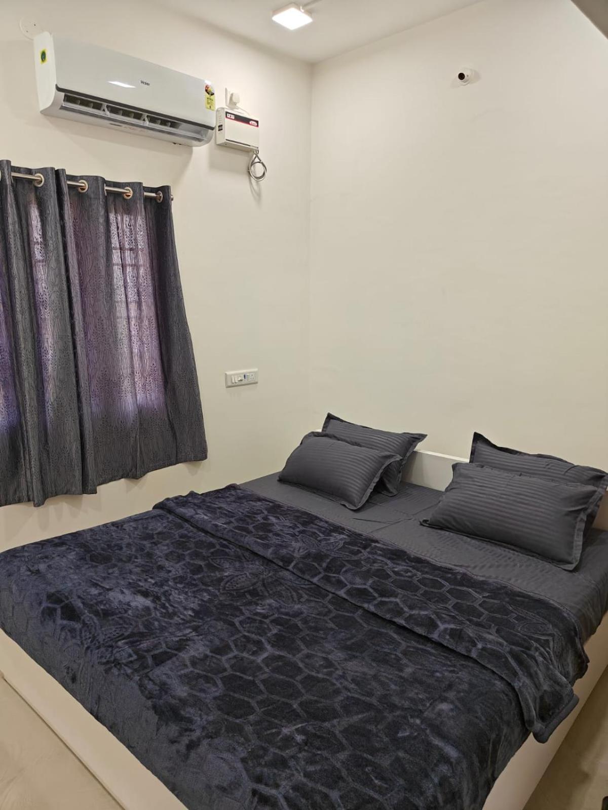 Thirunallar Heaven Homes Tirunallar Екстериор снимка